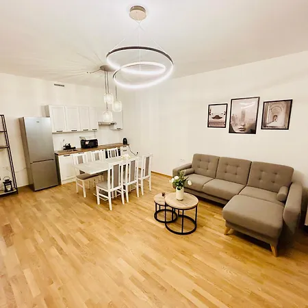 Daire New Luxury At Andel Metro Station Prag