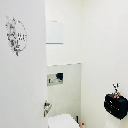 아파트 New Luxury At Andel Metro Station 프라하