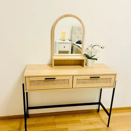 New Luxury At Andel Metro Station Apartmán Praha