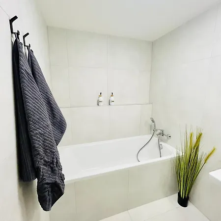 New Luxury At Andel Metro Station * Praha